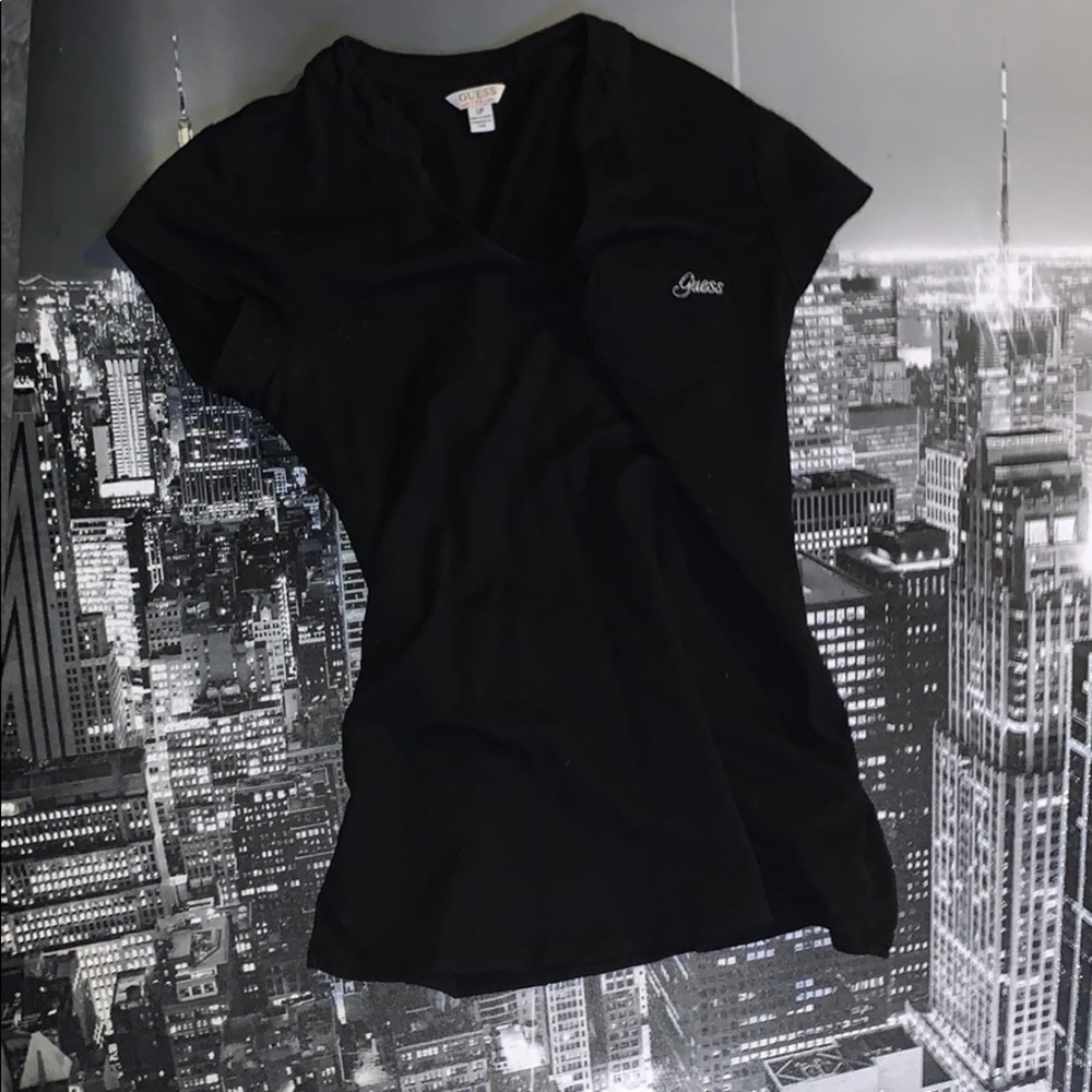 Guess black tee